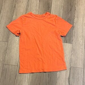 Boy size 14/16 T-Shirt in good used condition
